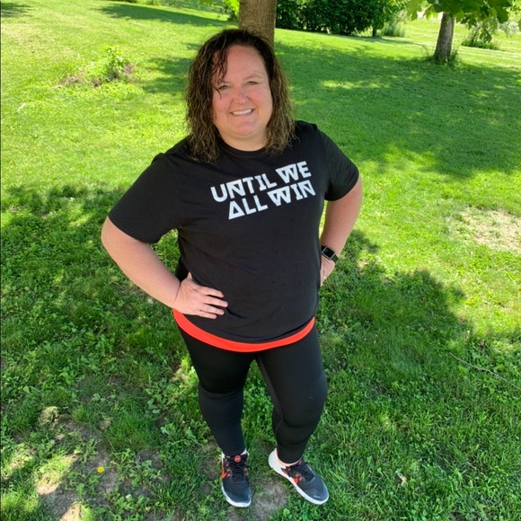 Meet your Posher, Erika 🛍️ ReStyleVibe 🛍️ - Picture 4 of 7